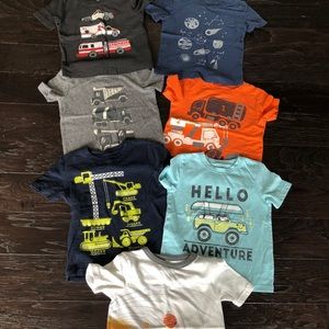Boys short sleeve t-shirts - lot of seven - all 4T